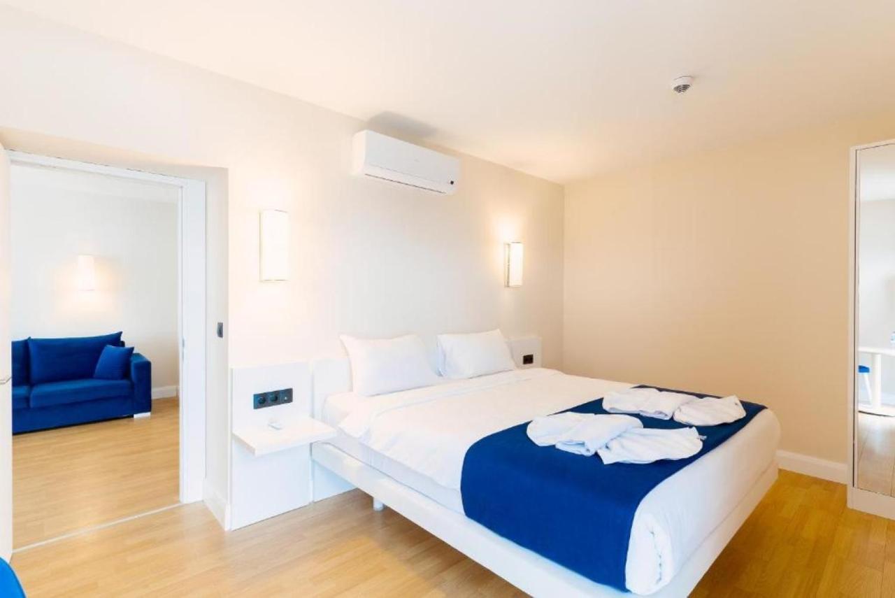 Black Sea Aparthotel Orbi City Batumi Kültér fotó