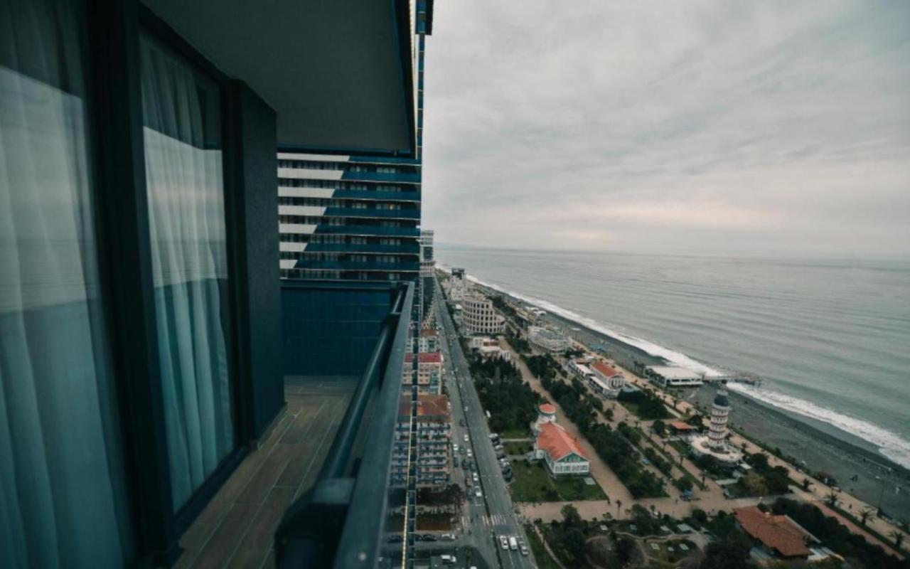 Black Sea Aparthotel Orbi City Batumi Kültér fotó